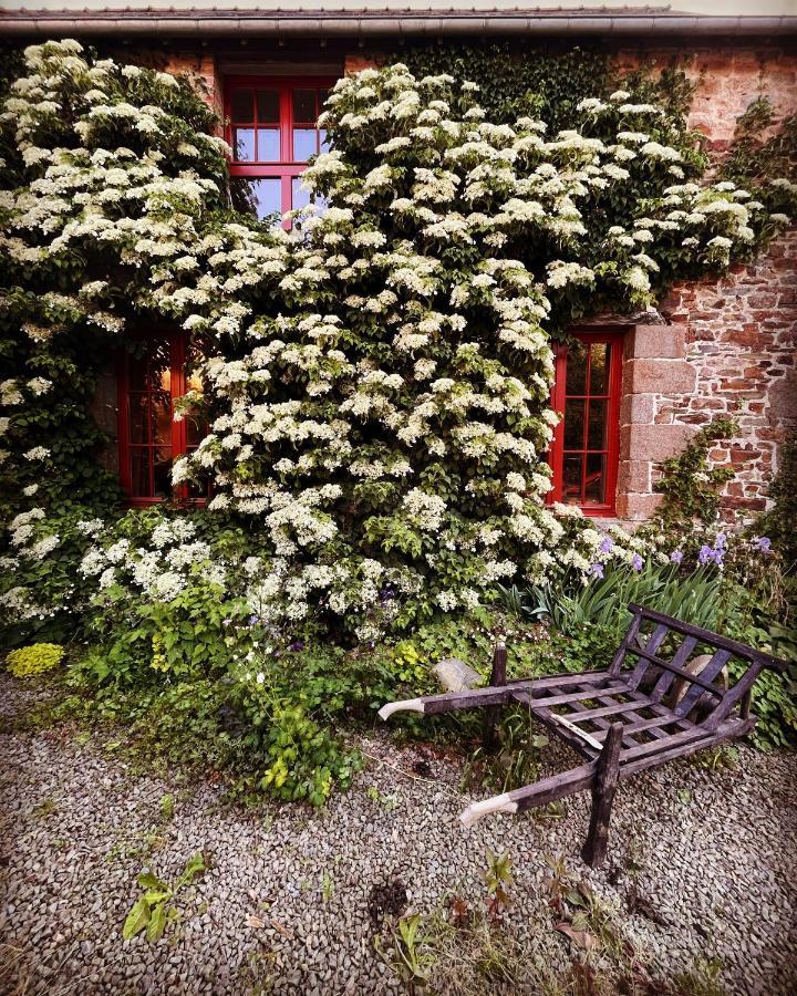 Domaine Du Tertre Ychot Hotell Dol-de-Bretagne Eksteriør bilde